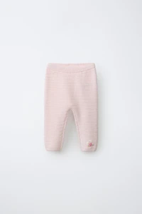 PANTALON EN MAILLE BRODERIE FLEURIE