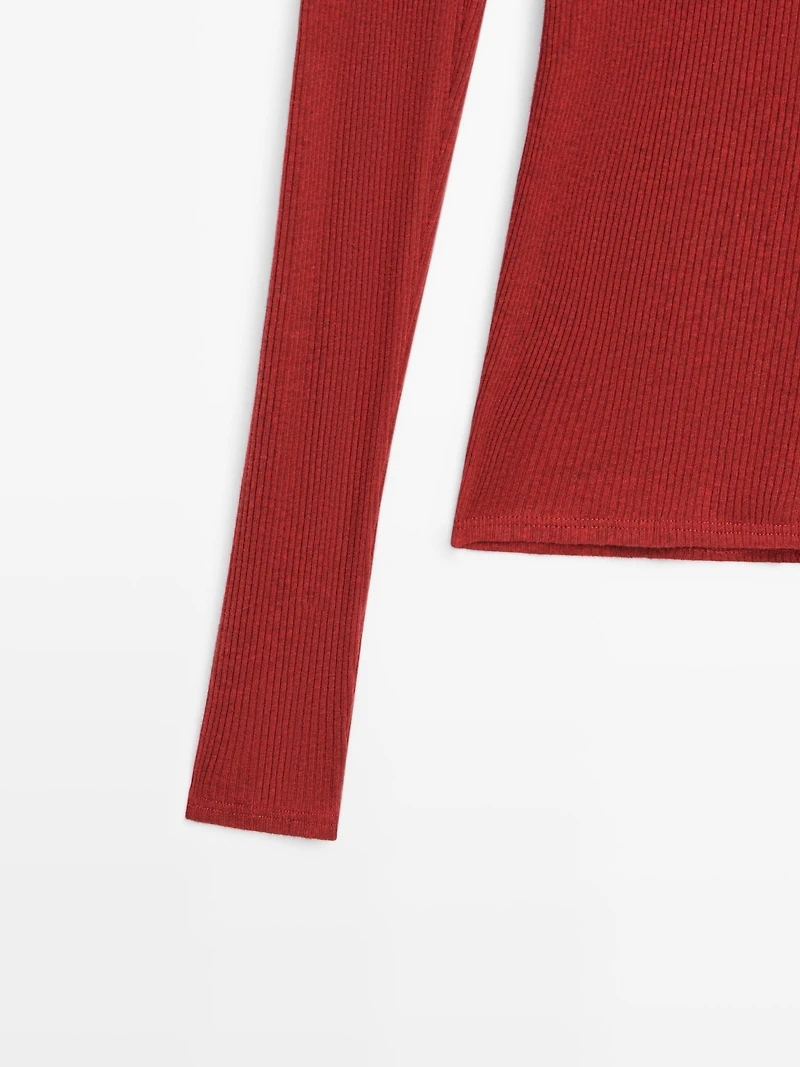 Long sleeve T-shirt with ribbed detail