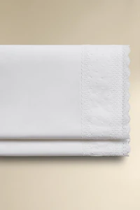 DRAP PLAT BRODÉ