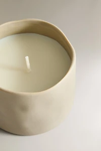 g) BOUGIE PARFUMÉE FLEUR DE NOVEMBRE