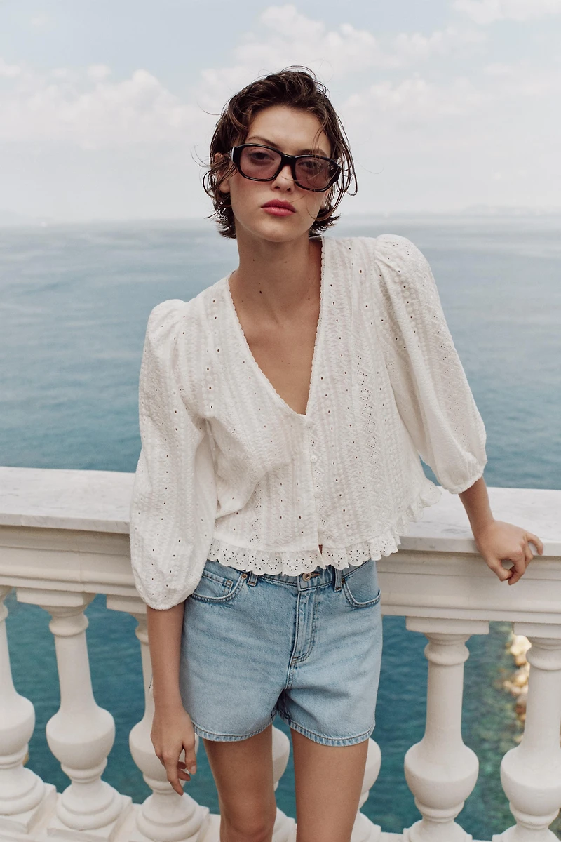 EMBROIDERED EYELET BLOUSE