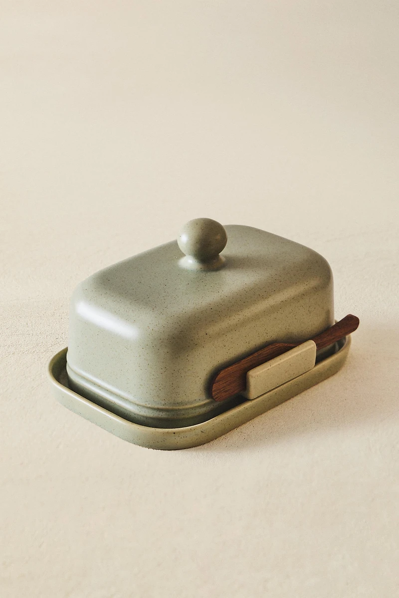 STONEWARE BUTTER DISH WITH KNIFE