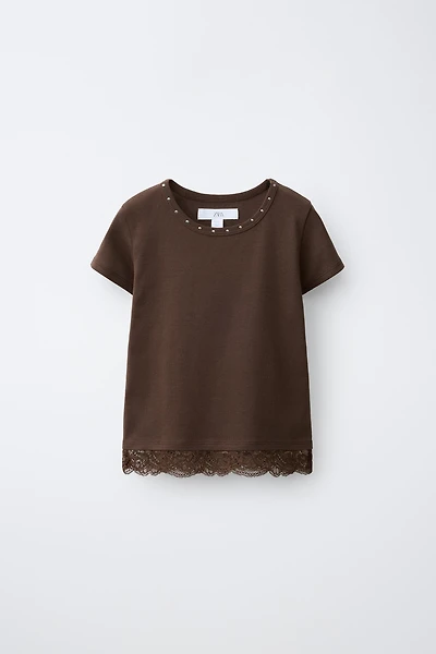 STUDDED LACE HEM T-SHIRT