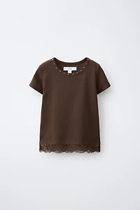STUDDED LACE HEM T-SHIRT