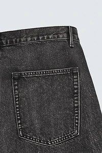 BAGGY FIT CARGO JEANS