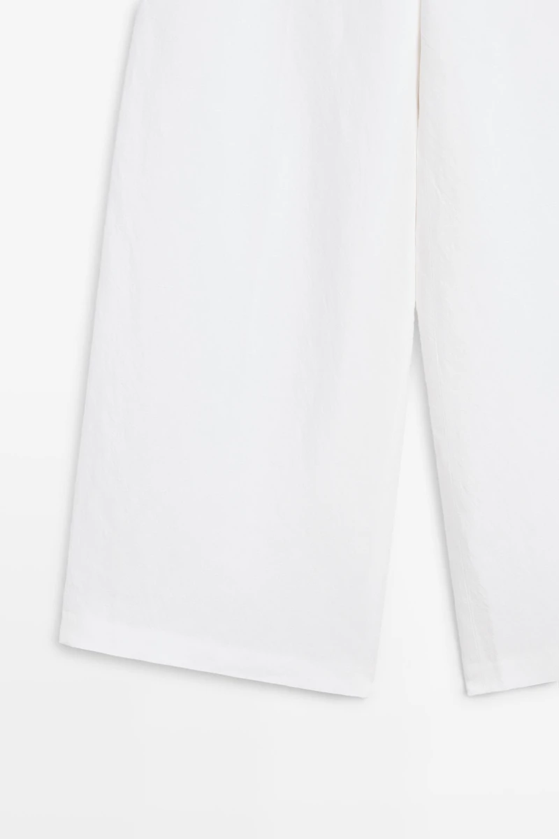 Total look flowing linen blend trousers