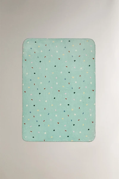 MICKEY & MINNIE LETTERS BABY FLEECE BLANKET ©DISNEY