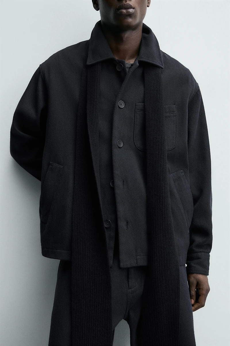 TEXTURED POCKET OVERSHIRT