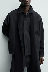 TEXTURED POCKET OVERSHIRT