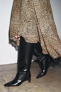 WIDE HEEL BOOTS