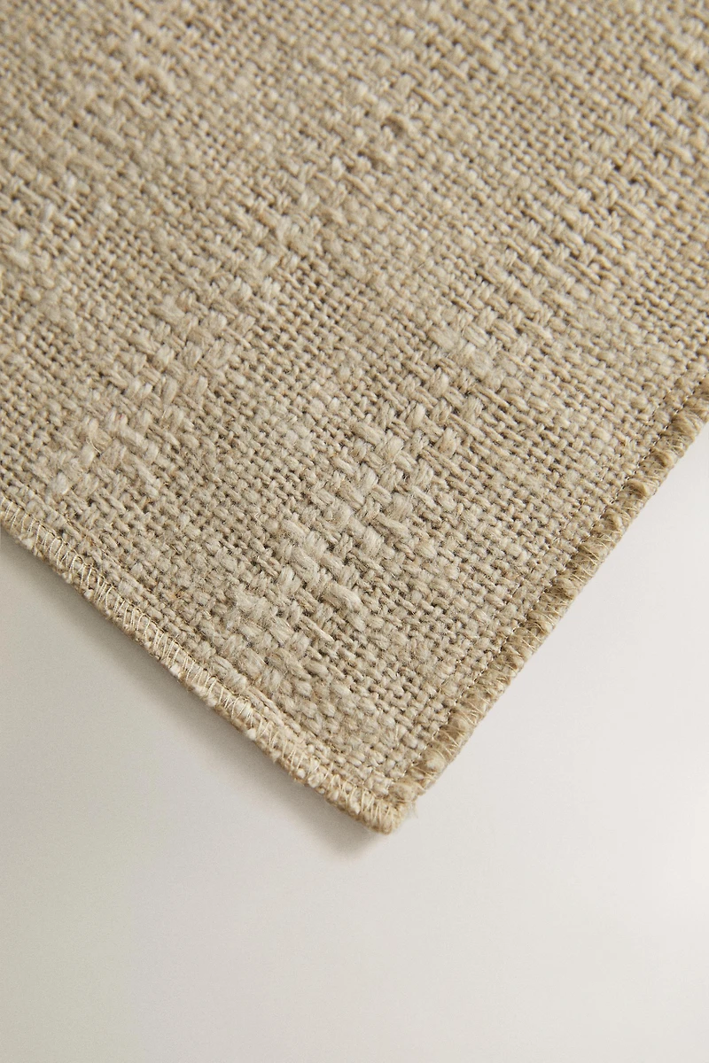 TEXTURED LINEN TABLE RUNNER