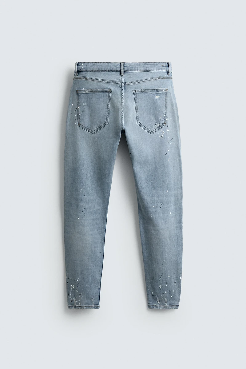 JEAN SKINNY FIT DÉCHIRÉ
