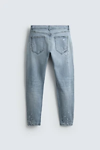 JEAN SKINNY FIT DÉCHIRÉ