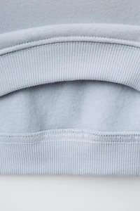 BASIC SWEATSHIRT AND JOGGER PANTS SET