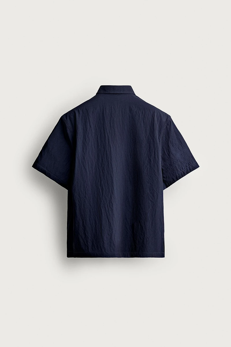 RELAXED FIT FLOWY SHIRT