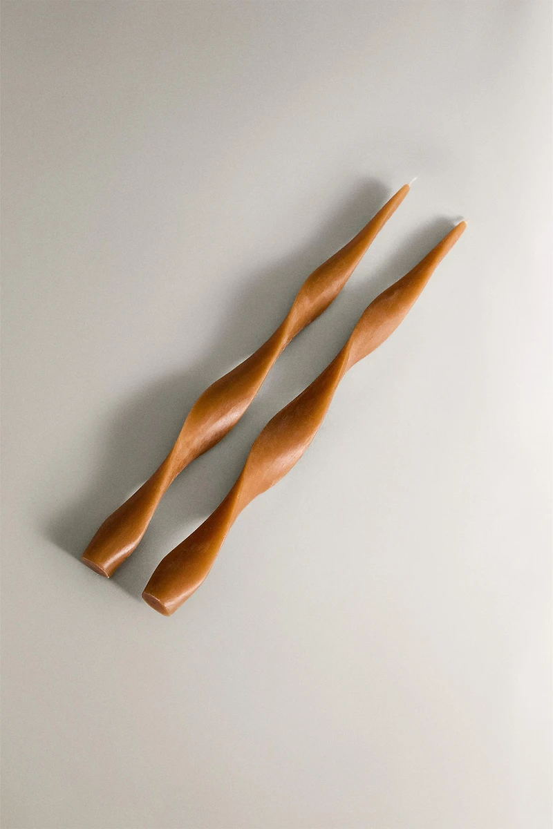 LOT DE BOUGIES DÉCORATIVES POUDRÉES (LOT 2)