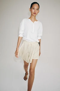 STRIPED PLEATED SHORTS ZW COLLECTION