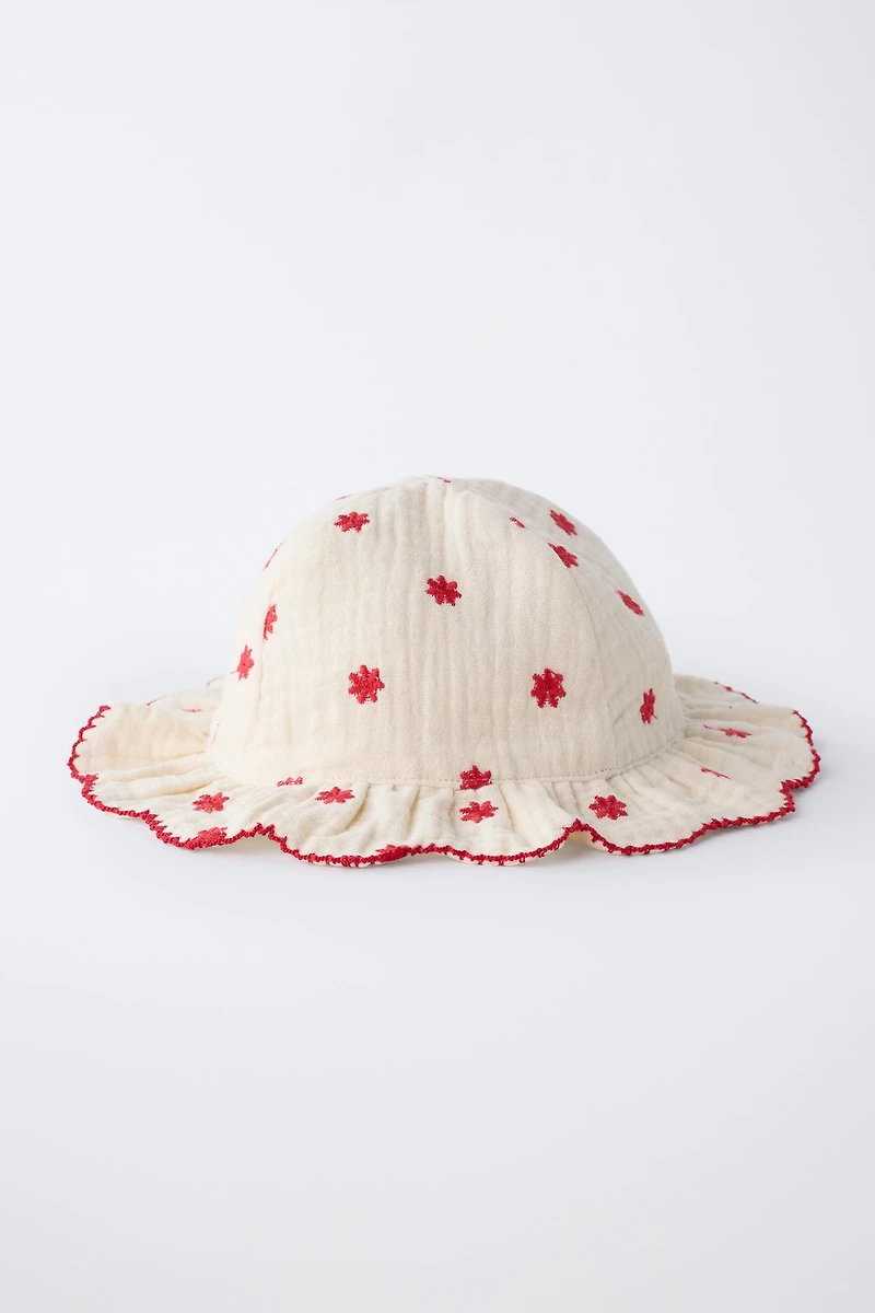 EMBROIDERED FLOWER TEXTURE HAT