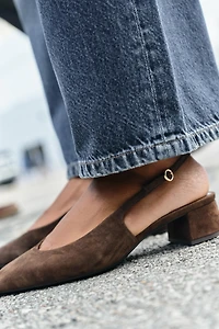 SUEDE SLINGBACKS