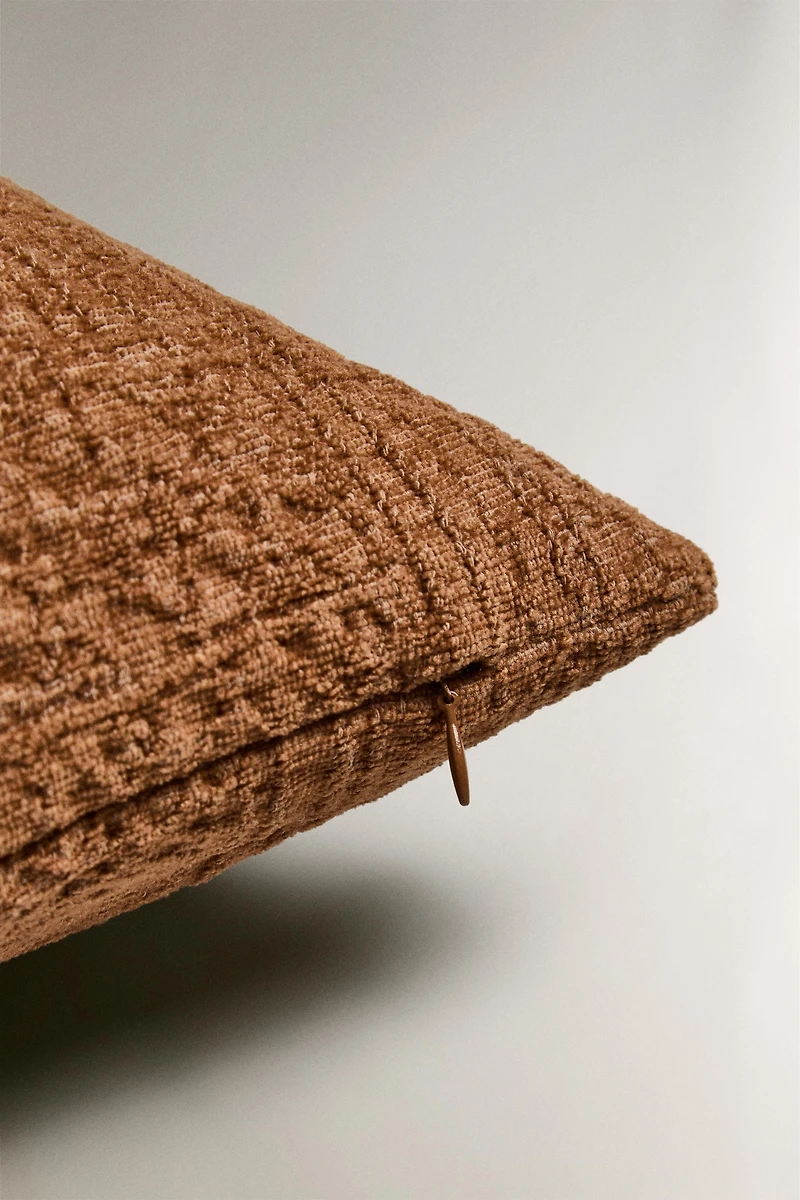 JACQUARD THROW PILLOW COVER