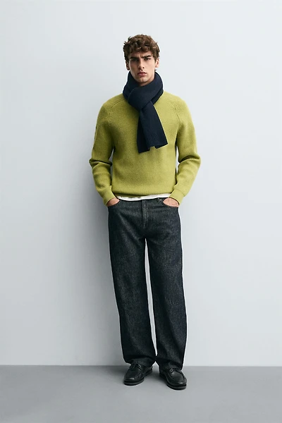 RIBBED TEXTURED SWEATER