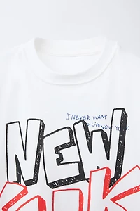 T-SHIRT IMPRIMÉ GRAFFITI