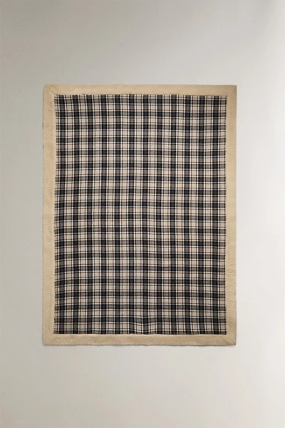 PLAID FOURRURE À CARREAUX