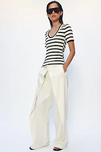 ROUND NECK RIBBED T-SHIRT