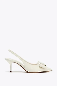 PATENT FINISH BOW HEELS