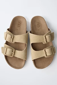 LEATHER BUCKLE SANDALS