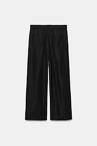 FLOWY PLEATED PANTS