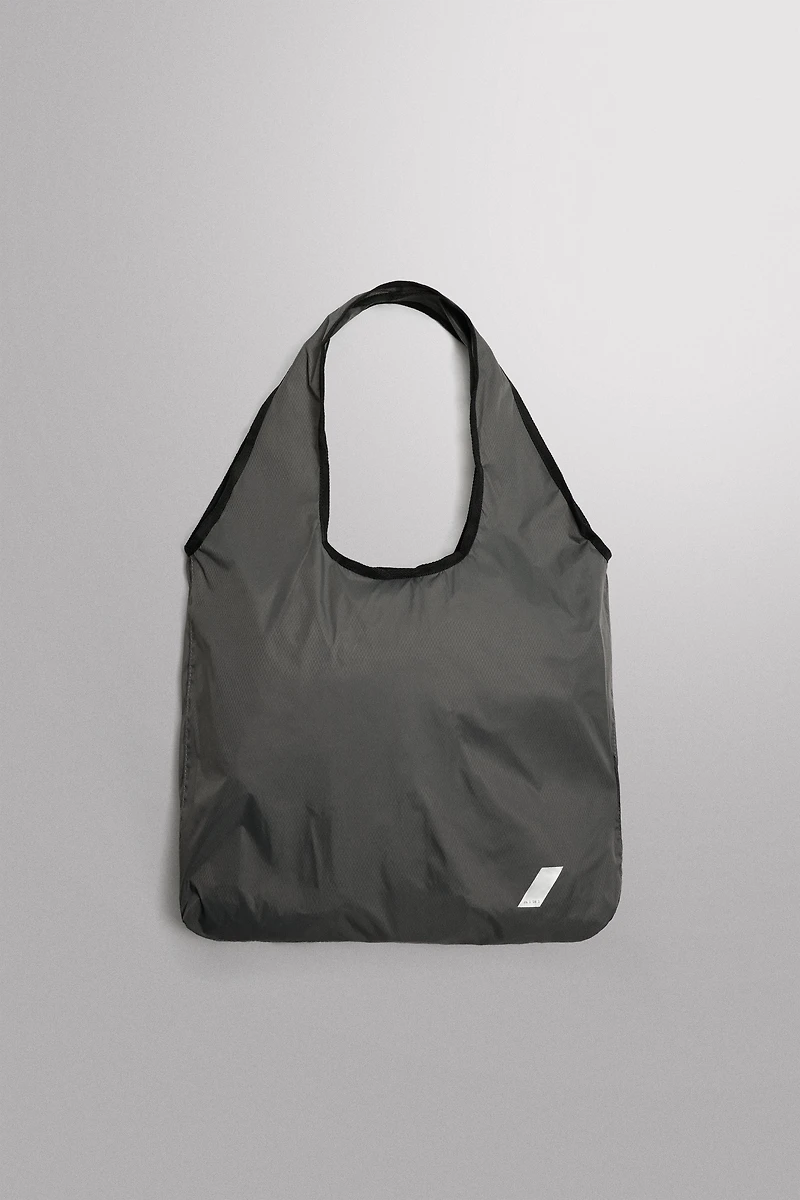 ATHLETIC SHOPPER BAG