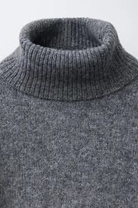 PLAIN KNIT TURTLENECK SWEATER