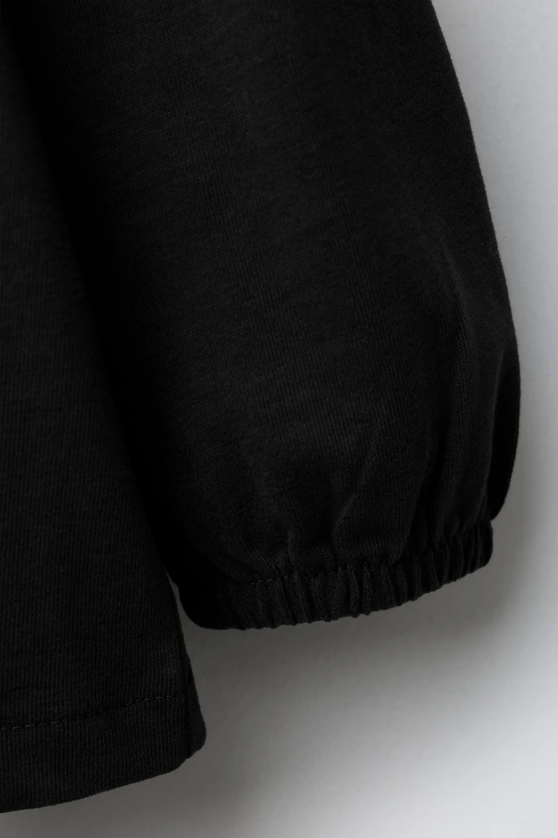 EMBROIDERED PETER PAN COLLAR T-SHIRT