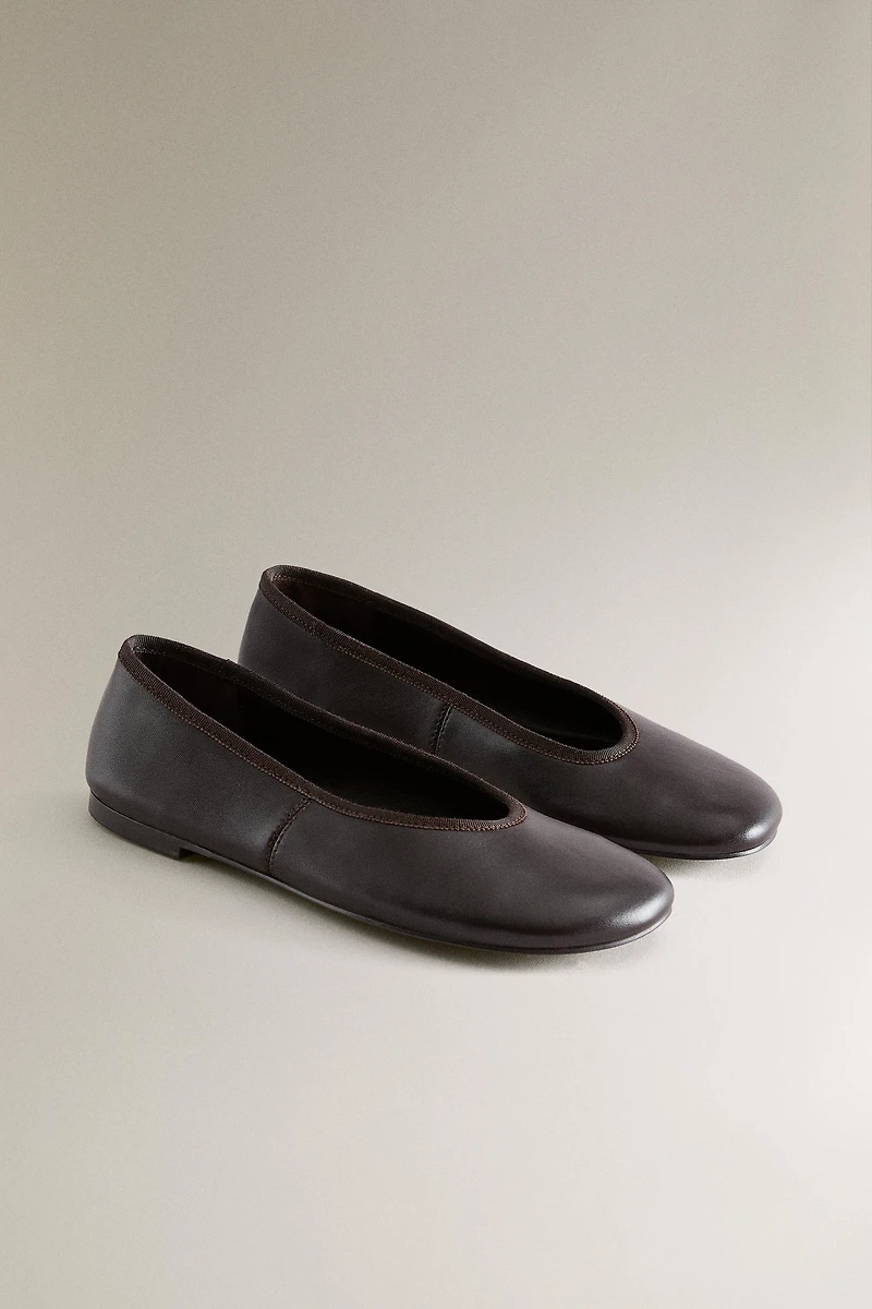 BALLERINES FLEXIBLES EN CUIR