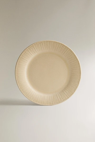 STRIPED STONEWARE DINNER PLATE