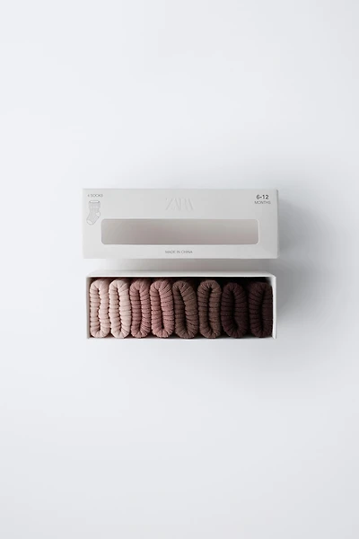 FOUR-PACK OF SOCKS A BOX