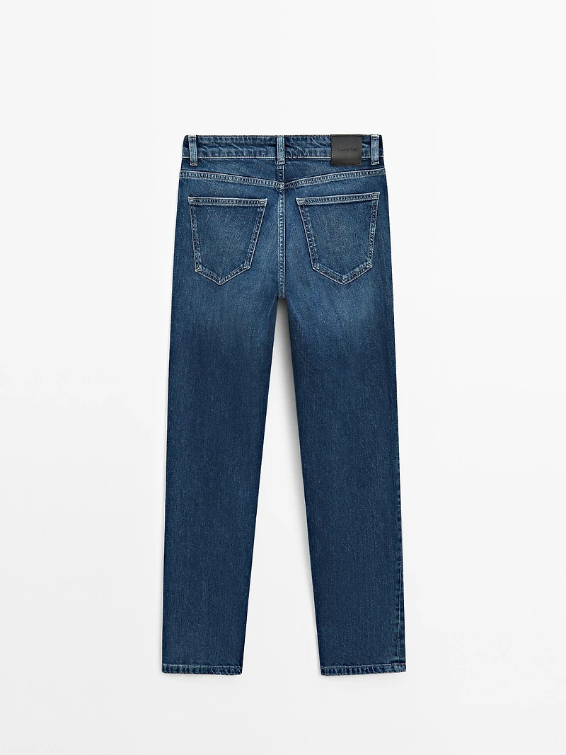 Mid-rise slim fit jeans