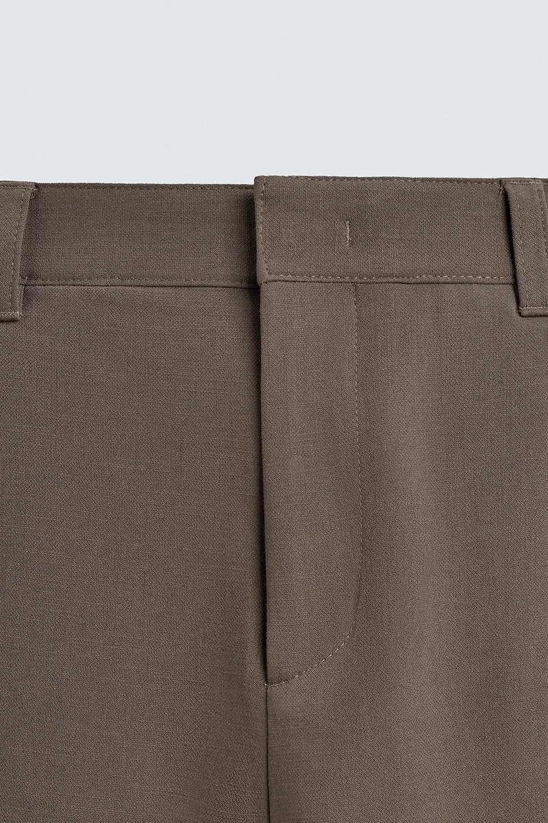 PANTALON PLIS COUPE DÉCONTRACTÉE