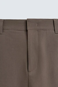 PANTALON PLIS COUPE DÉCONTRACTÉE