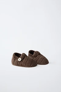 CHAUSSONS EN MAILLE BOUTON