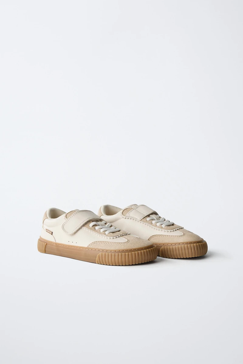 BAREFOOT SNEAKERS