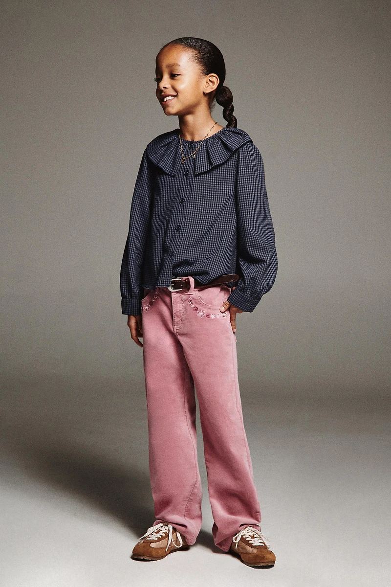 VELVET EMBROIDERED FLORAL PANTS