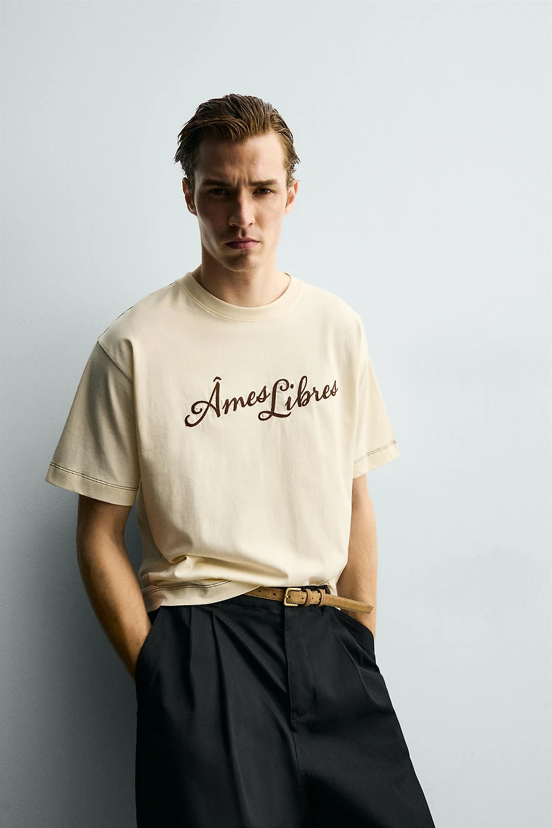 T-SHIRT RELAXED FIT À INSCRIPTION BRODÉE
