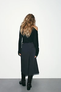 LONG SLEEVE T-SHIRT WITH STUDS