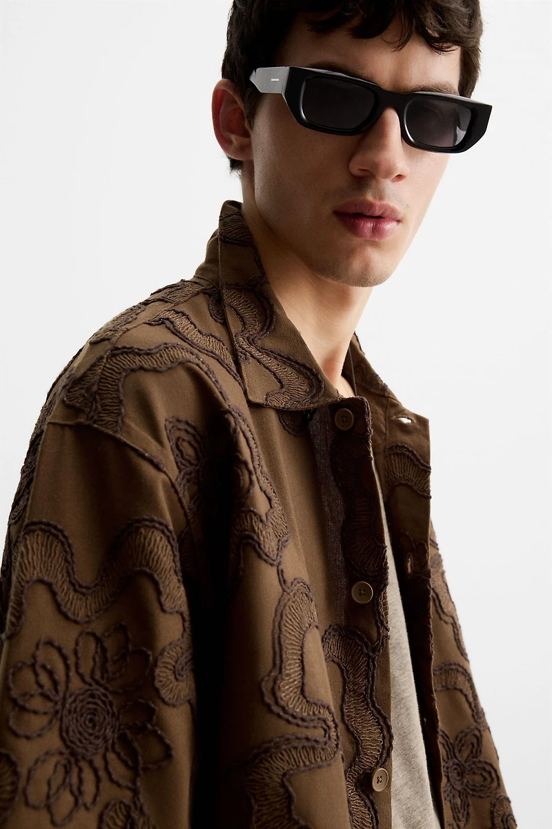 CHEMISE BRODERIES RELIEF
