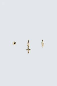 3-PACK OF EARRINGS © OTIS KWAME KYE QUAICOE