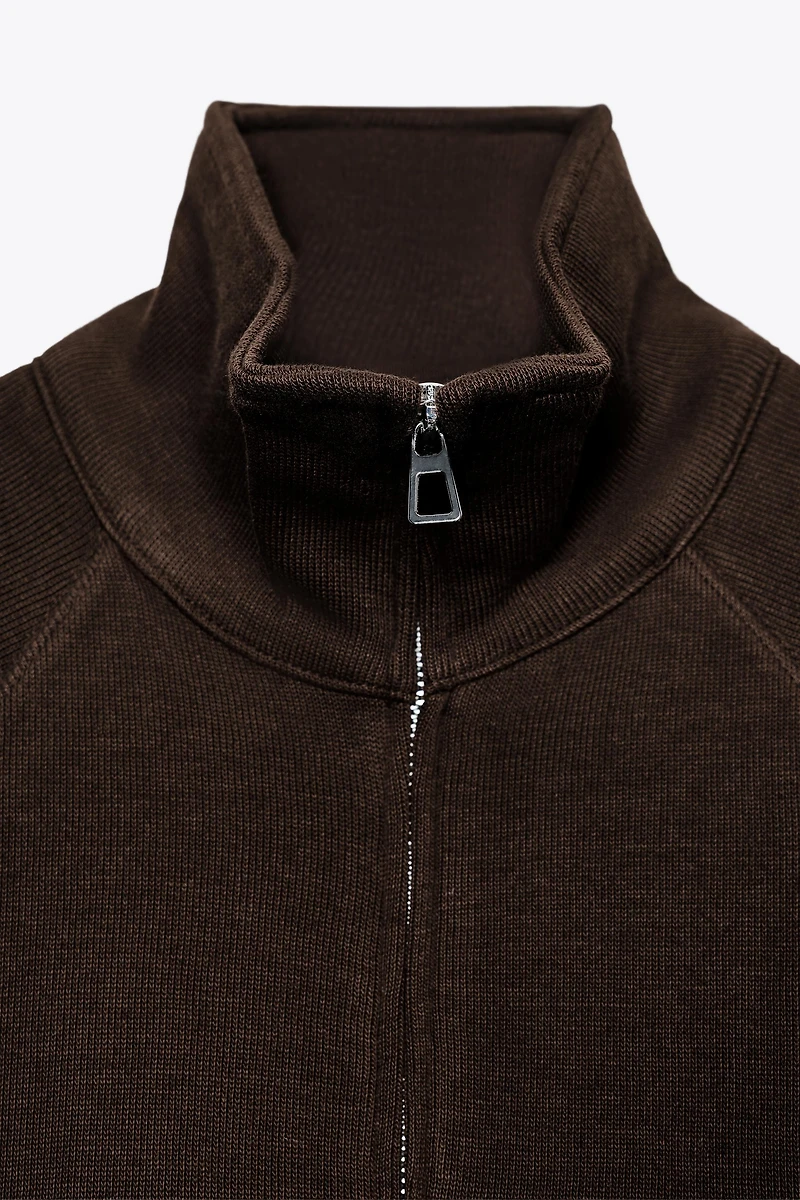 SOFT ZIP SWEATSHIRT