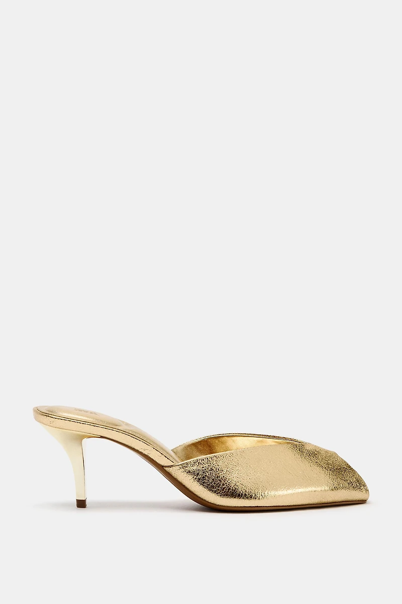 METALLIC EFFECT SANDALS
