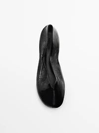 Shiny soft leather ballet flats